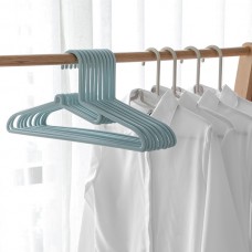 Plastic antiskid clothes rack